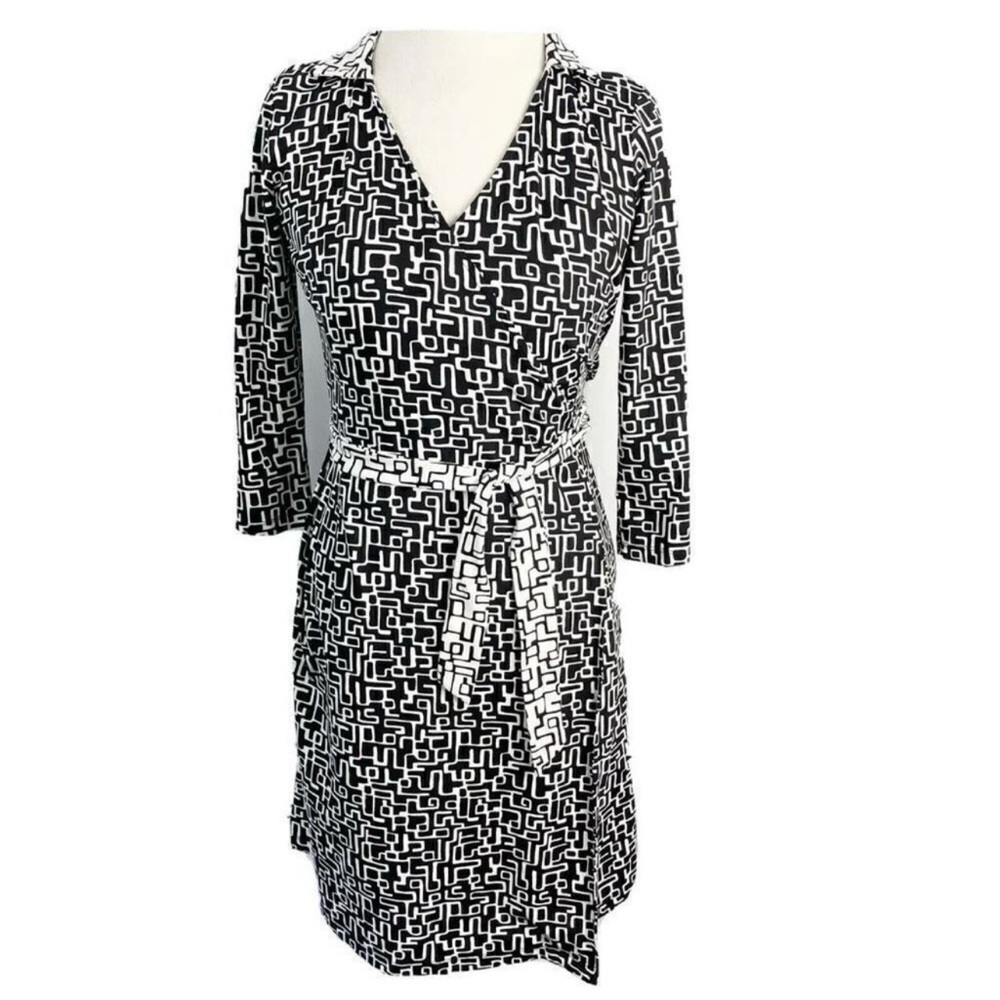 J. McLaughlin Brynn Wrap Dress Catalina Cloth Black and White Geo Print Size S